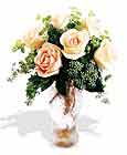 çiçek siparişi sitesi  6 adet sari gül ve cam vazo