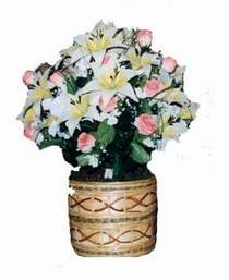 yapay karisik çiçek sepeti   Polatlıdaki çiçekçiler çiçek servisi , çiçekçi adresleri 