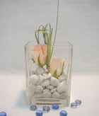 2 adet gül camda taslarla   Ankara Polatlı çiçek yolla 